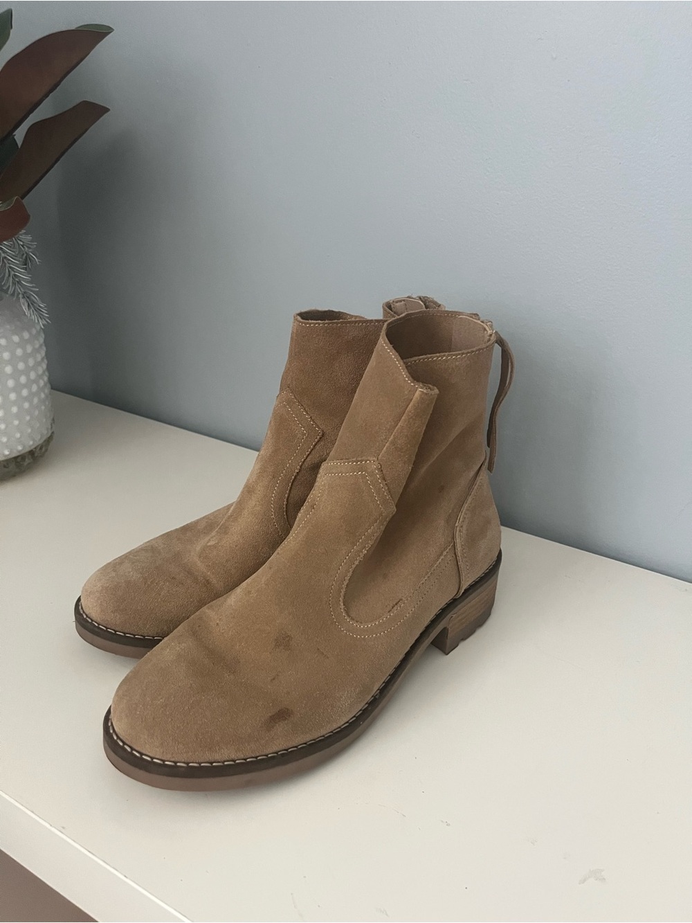 Cruza Made in Portugal Tan Suede Ankle Boots